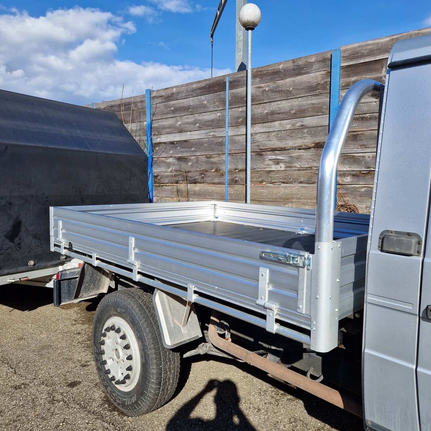 Flatbed UTE Tray Silver including side walls & cabin protection