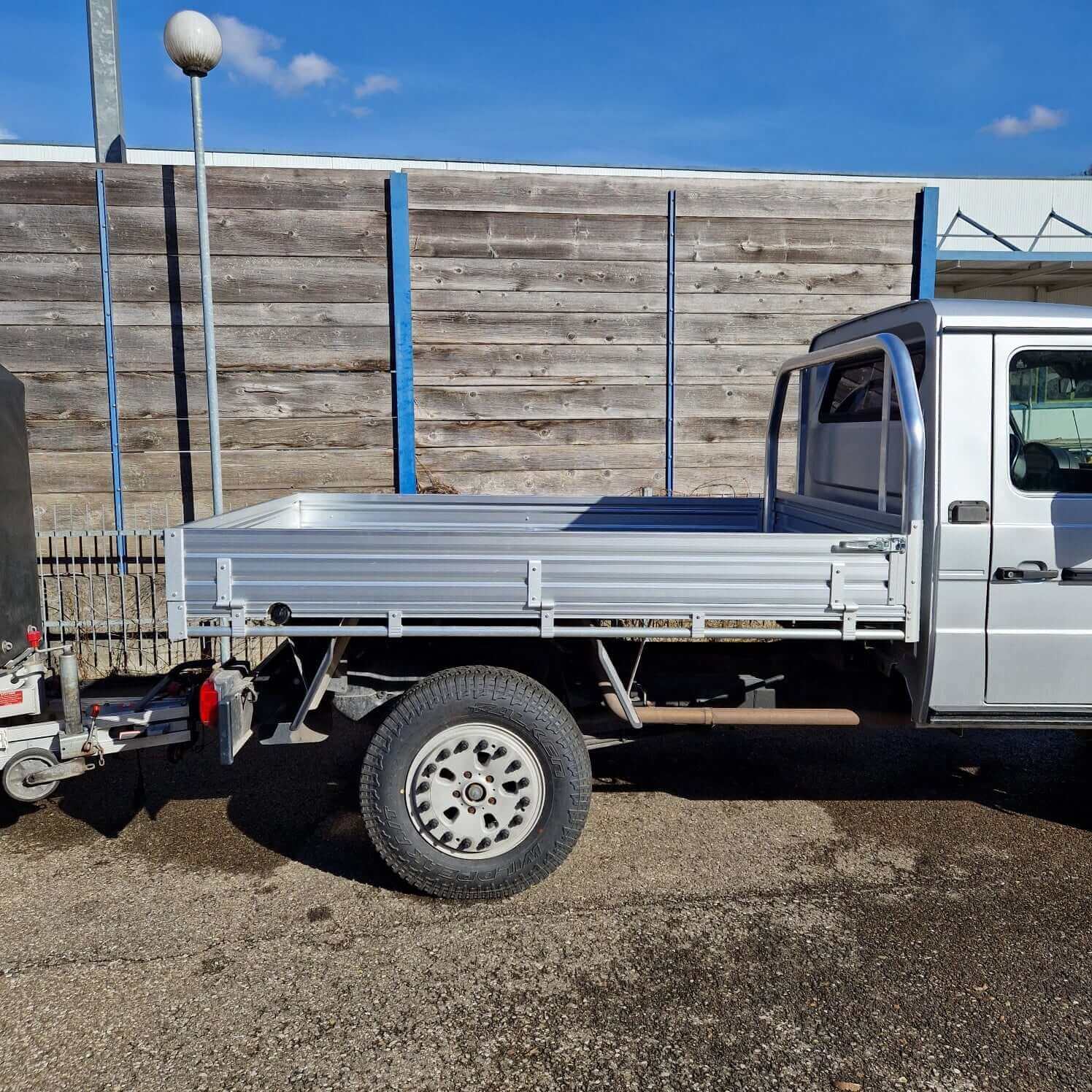 Flatbed UTE Tray Silver y compris ridelles & protection de la cabine