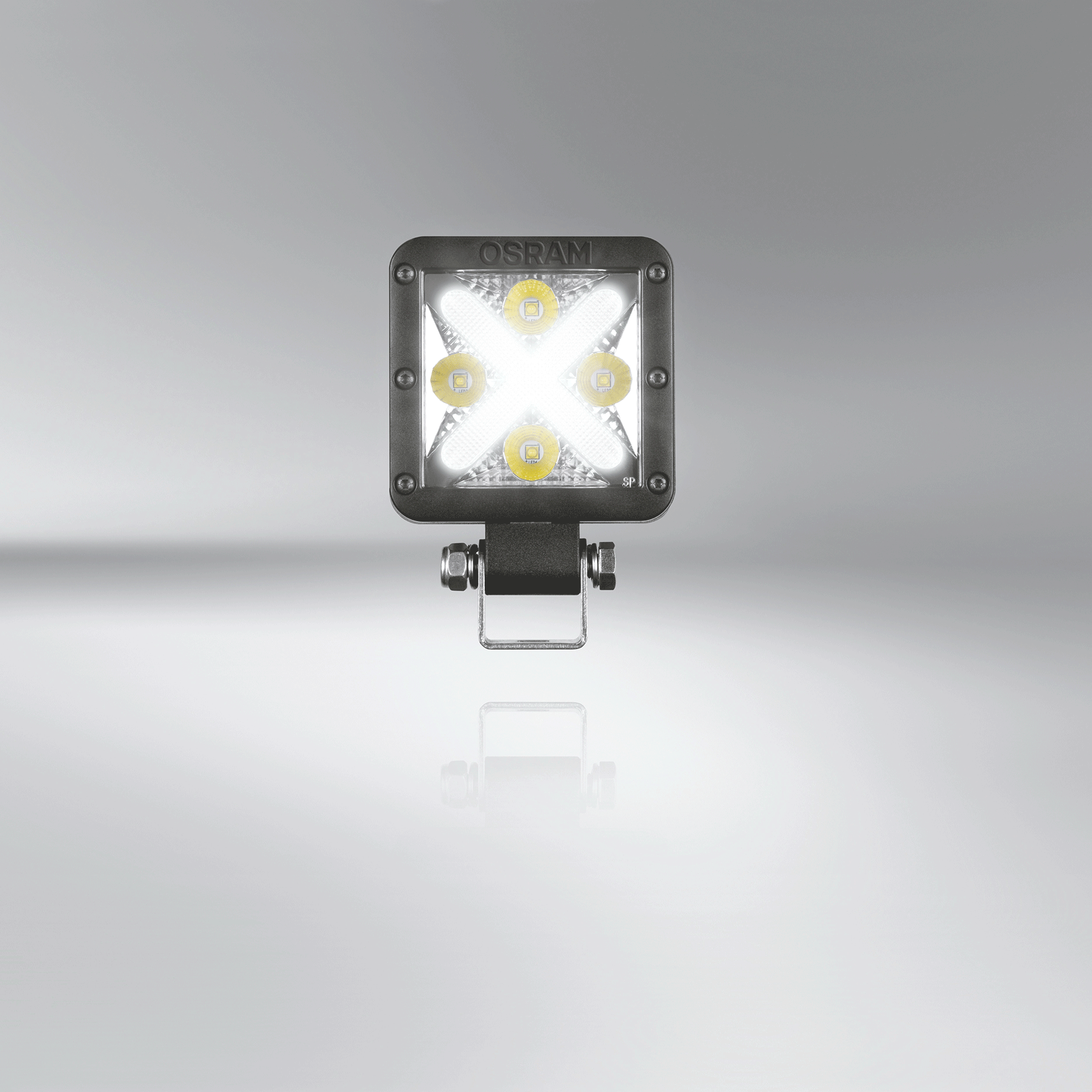 OSRAM LEDriving® Cube-X Wide & Accent with daytime running lights X SHAPE work lights reversing lights