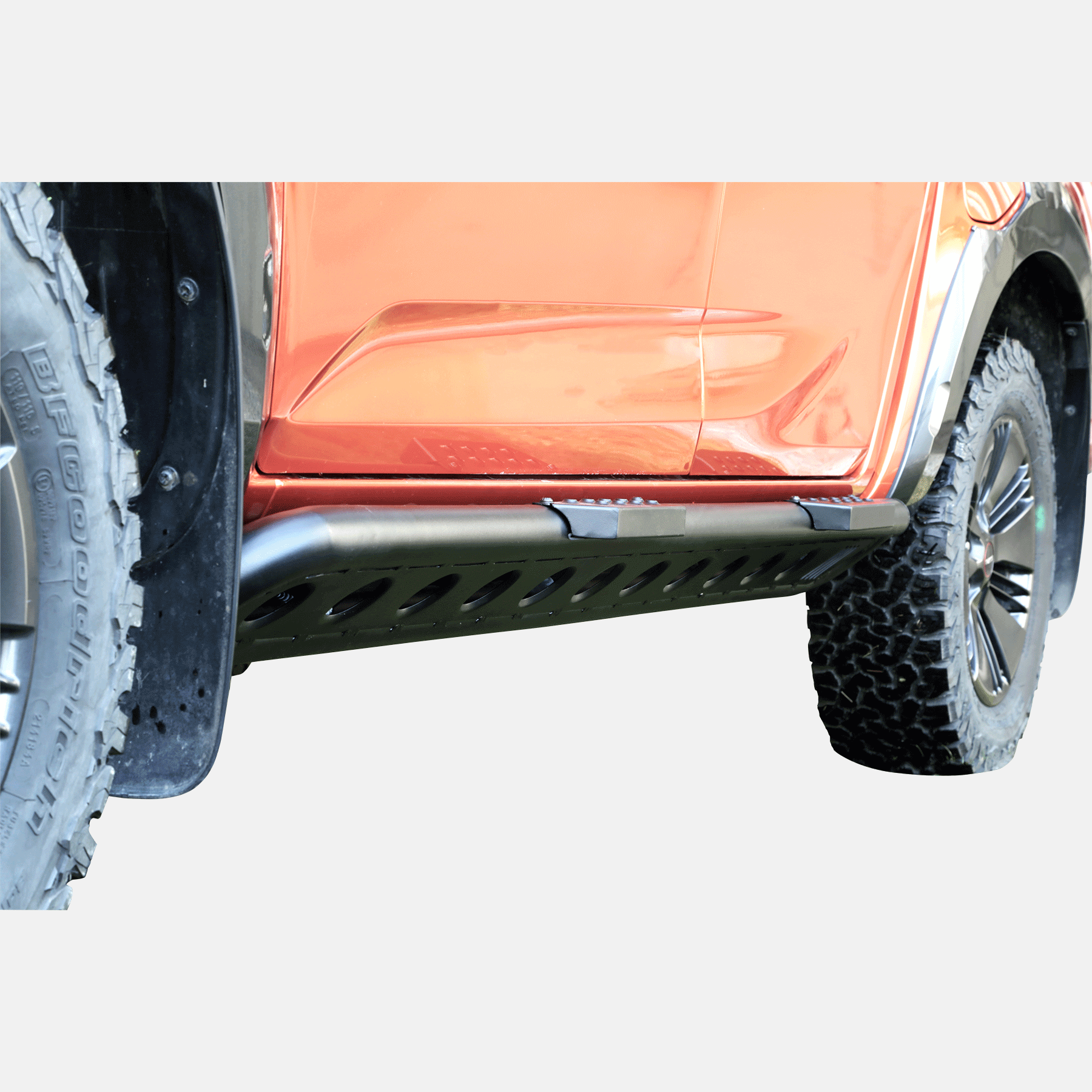 Rockslider LAPIS aluminum for Isuzu D-Max from 2021