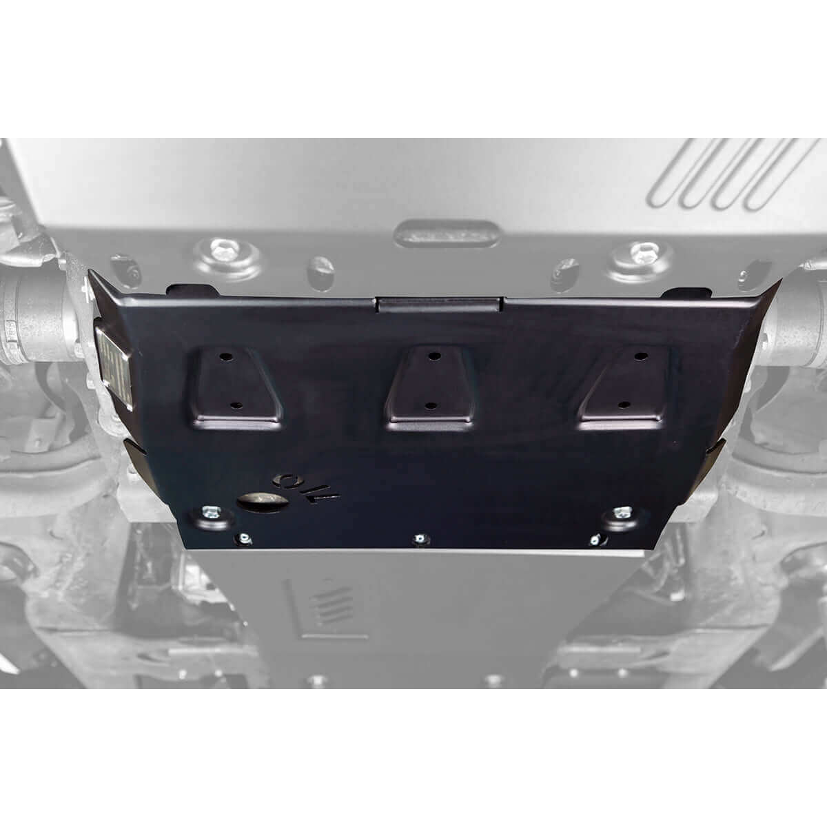 Engine skid plate for Isuzu D-Max 2021